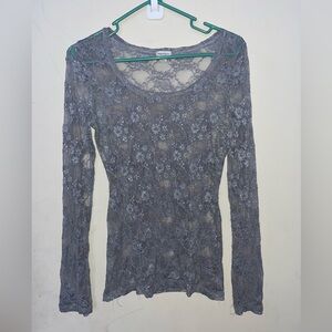 Cute thin grayish & blueish cover top